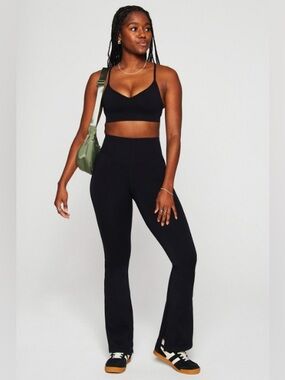 NWT Fabletics Black Sleek Seamless High-Waisted Flare Pant Size Small